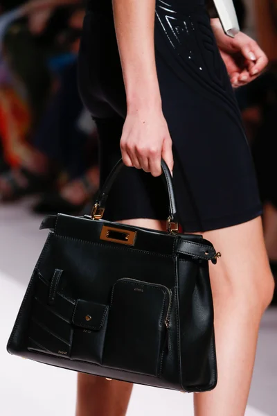 Look 34